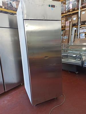 Armadio refrigerato positivo 700l