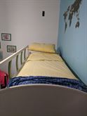 Letto a soppalco con armadio sotto