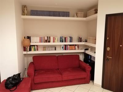 Divano letto 3 posti con pouff