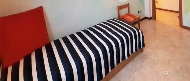 Letto doppio per cameretta a Settimo Milanese