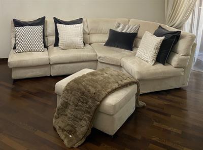 Divano 5 posti curvo + pouf