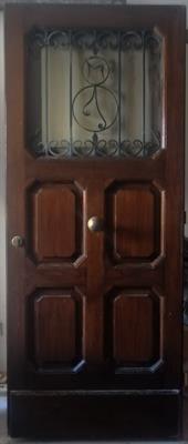 Portoncino in legno massello