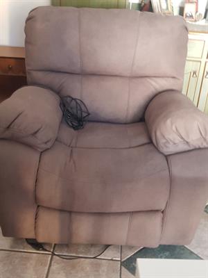Poltrona reclinabile elettrica