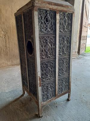 Stufa in maiolica - Anteprima 1
