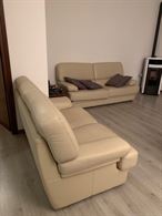Divano 2 e 3 posti in pelle beige