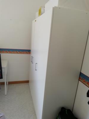 Armadio bianco a 3 ante