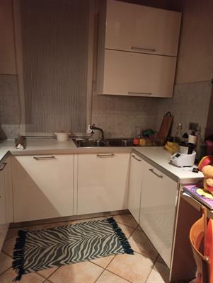 Cucina con elettrodomestici no frigorifero