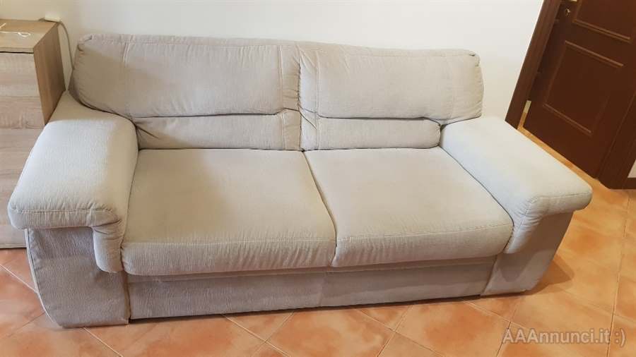 Foto 3Divano 3 posti, ottime condizioni