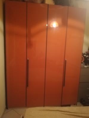 Armadio arancione