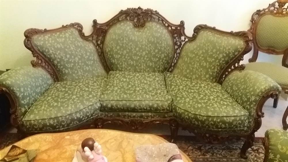 Divano con poltrone, ottime condizioni
