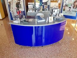 Foto 3 Arredamento Salone Parrucchiere