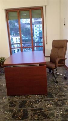 Scrivania presidenziale in ciliegio mai usata e pagata 1100€ - Foto 3