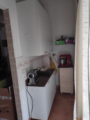 Pensili cucina con piano in granito