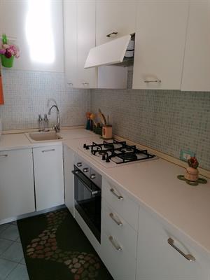 Cucina usata ad angolo, completa di elettrodomestici - Foto 3