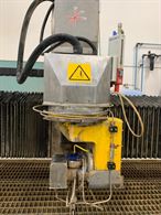 Waterjet 5 Assi 3.100 x 1.600 mm pompa KMT 50 HP 4.100 Bar