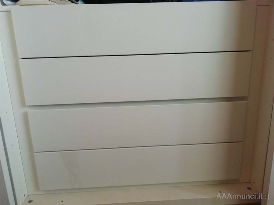 Armadio e comodini - colore bianco, in legno