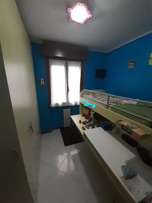 Cameretta completa con letto a castello