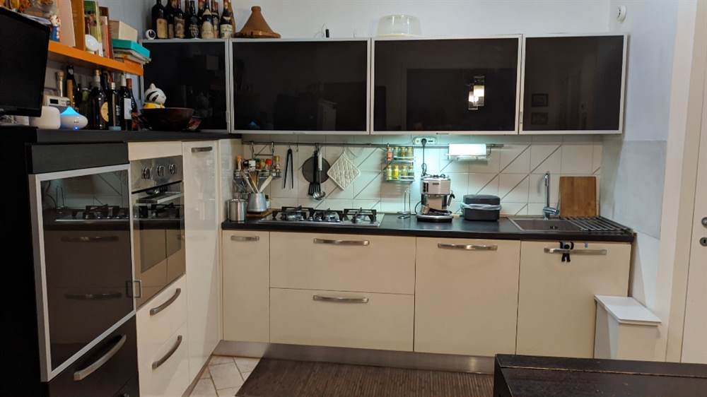 Cucina moderna, colore corda, ottimo stato