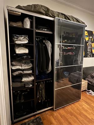 Armadio semispecchiato a due ante scorrevoli IKEA