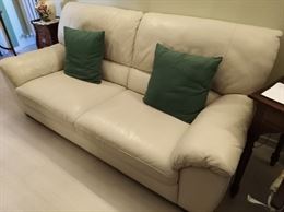 Divano in vera pelle bianca tre posti Natuzzi