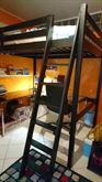 Letto a soppalco e scrivania vetro angolare