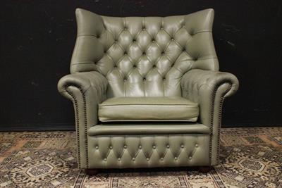 Poltrona Chesterfield modello king size pelle grigio muschio