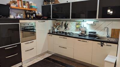 Cucina moderna, colore corda, ottimo stato - Anteprima 2