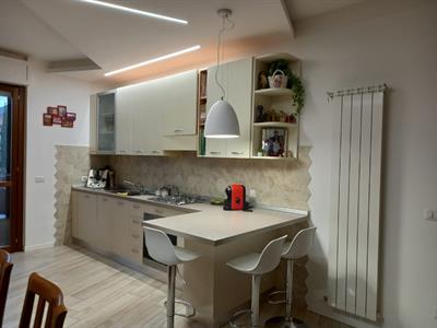 Cucina praticamente nuova