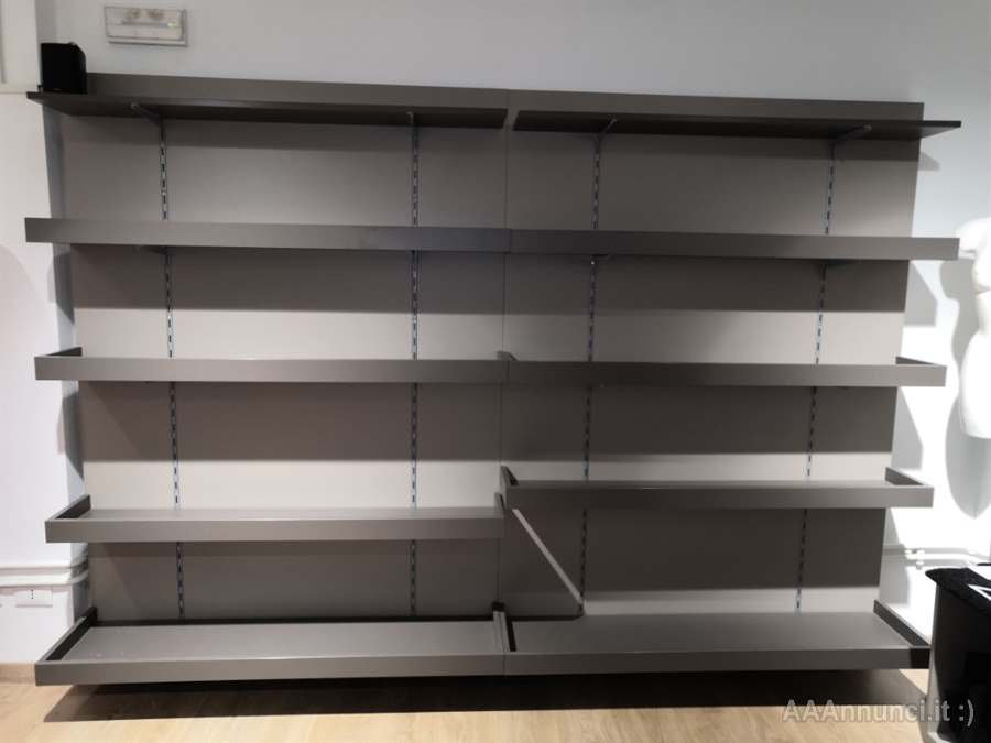 Scaffalature e arredamento per negozio e ufficio, in legno