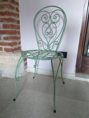 Sei sedie antiche in ferro battuto