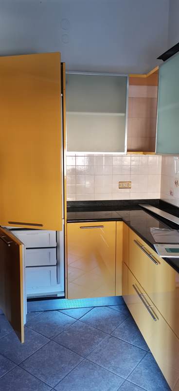 Foto 3 Cucina angolare usata, in buone condizioni
