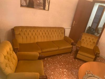Divano letto e due poltropne