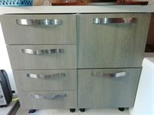 Pensili in rovere e laccato bianco