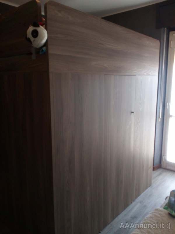 Foto 2Cabina armadio con letto Sovrastante