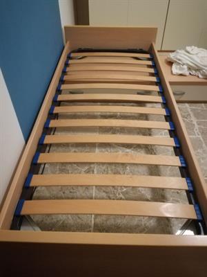 Letto con cassettiera, in legno - Foto 2