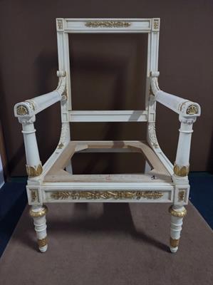 Poltrona stile Versace laccata e dorata senza Imbottitura