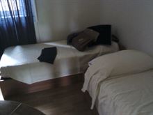 Due Letti singoli in legno