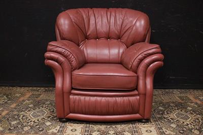 Poltrona modello Chesterfield in pelle rosa antico