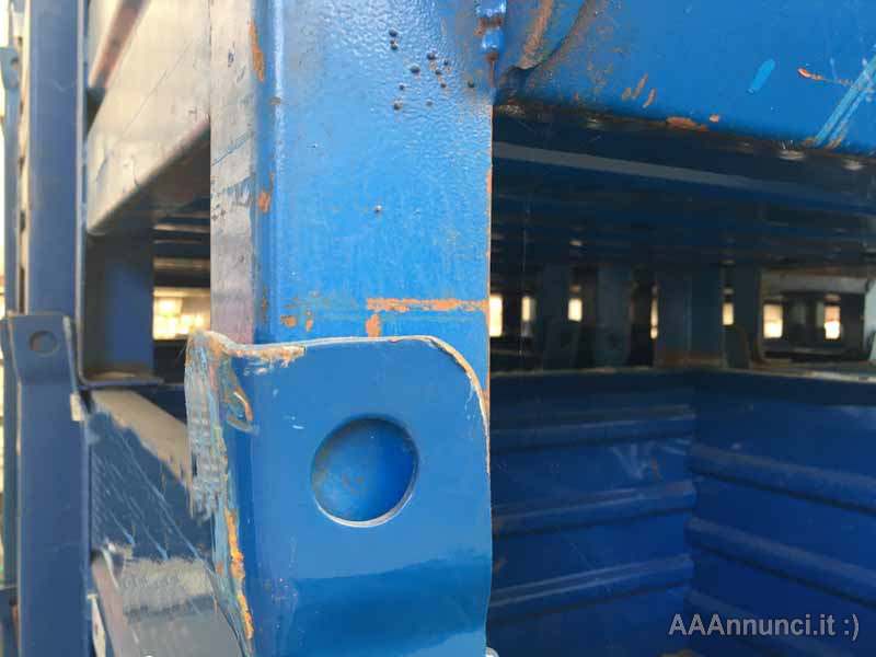 Contenitori cassoni in ferro impilabili a bocca di lupo, marca Sall - Foto 5