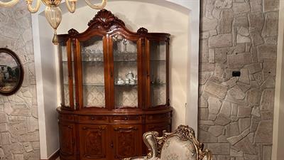 Sala completa - Credenza e tavolo con sei sedie - Foto 3