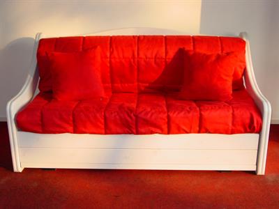 Divano letto matrimoniale sbiancato