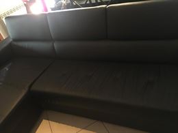 Foto 2 Divano letto di pelle, color nero, in buone condizioni