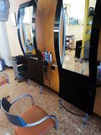 Foto 2 Arredamento Salone Parrucchiere