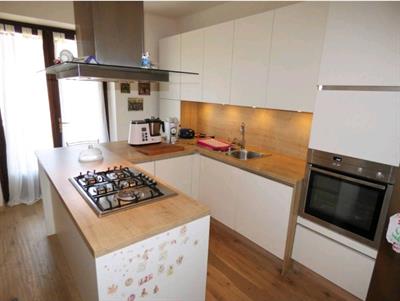Cucina in legno - Anteprima 1