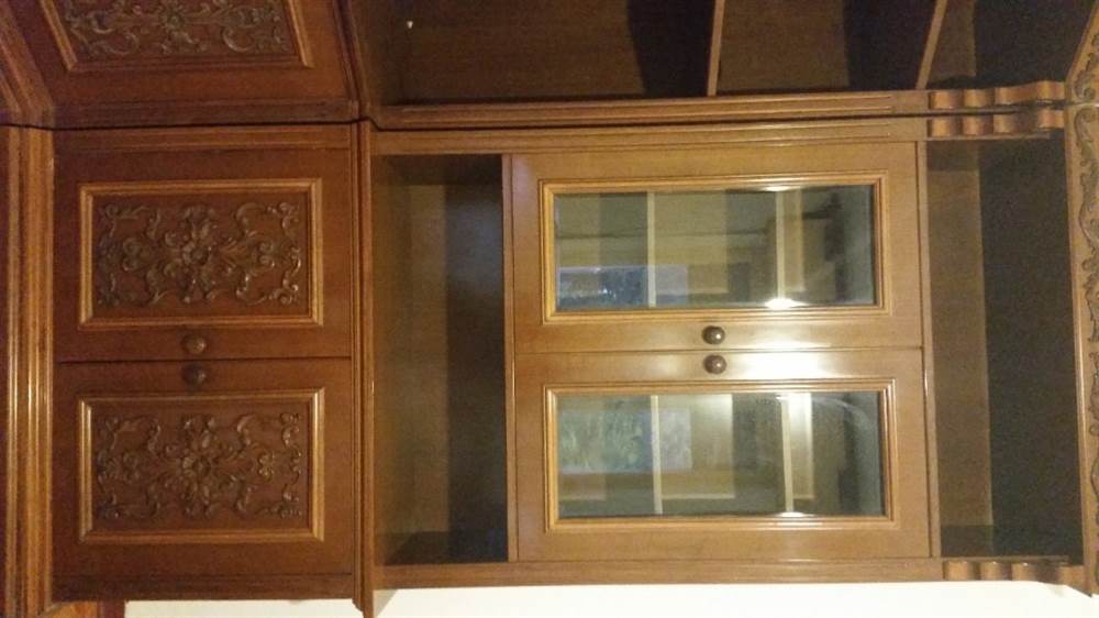 Foto 2Soggiorno angolare completo in legno massello in ottimo stat