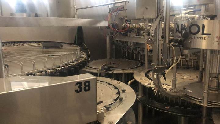 NP 520 Linea di imbottigliamento usata KRONES, anno 2003 - Foto 10