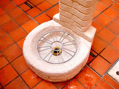 Fontana in pietra.Nuova Omaggio griglia+piletta scarico - Foto 2