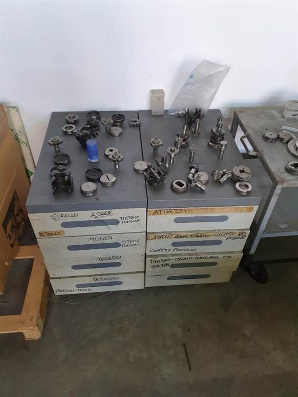 Punzonatrice a torretta Trumpf Trumatic 160 - Foto 3