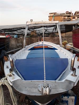 Barca a motore - gozzo