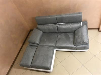 DIVANO 2 posti con Pouf Poltronèsofà NUOVISSIMO MAI USATO - Anteprima 1